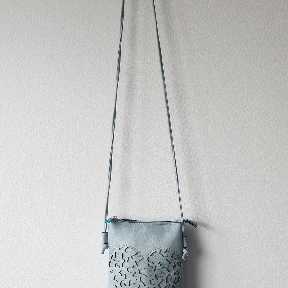 Blue Heart-Cut Crossbody Bag - Women - Picture 4 of 7